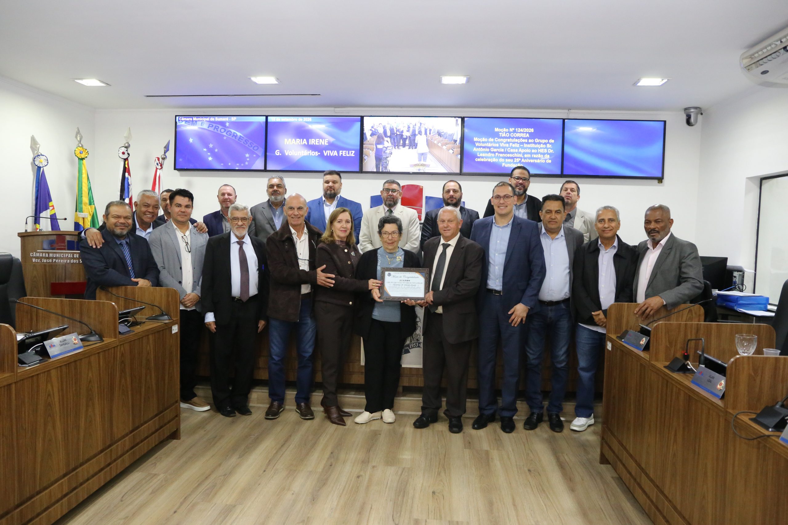 Vereadores homenageiam voluntários da Casa Apoio ao Hospital Estadual de Sumaré