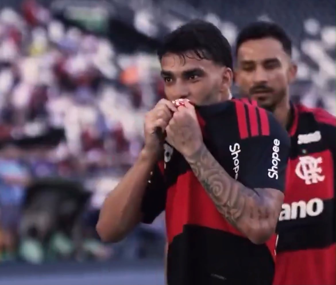 Flamengo faz 2-1 no Corinthians e volta à liderança
