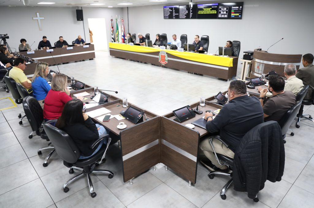 Vereadores aprovam 20 proposituras durante sessão ordinária