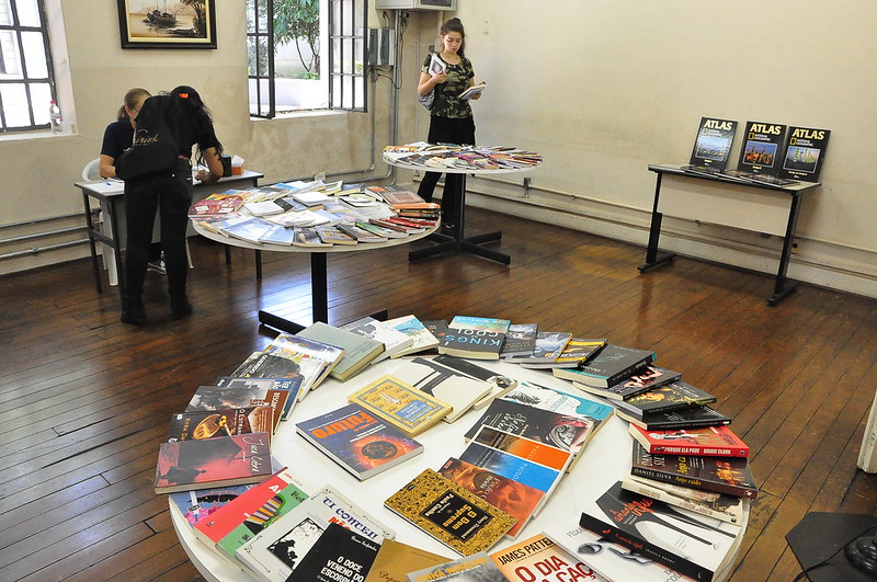 Biblioteca de Americana comemora 71 anos com Feira de Troca de Livros