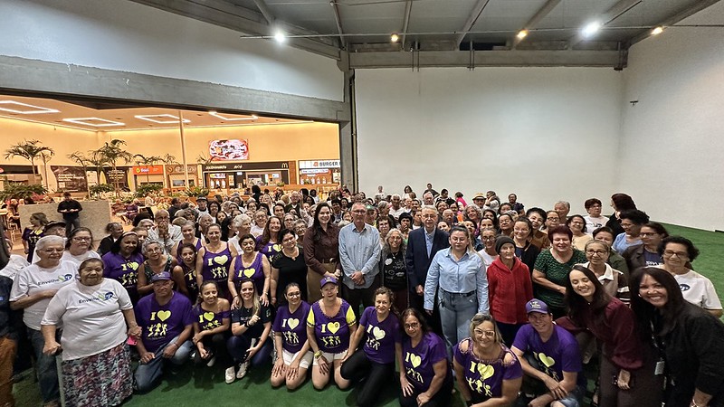 Ação do Outubro Prateado reúne 230 idosos no Americana Shopping